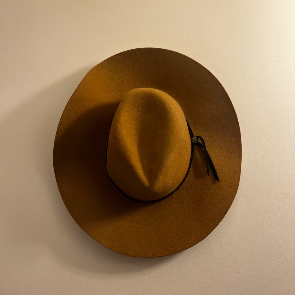 Handmade, pure wool hat. Made by Goorin and bros.